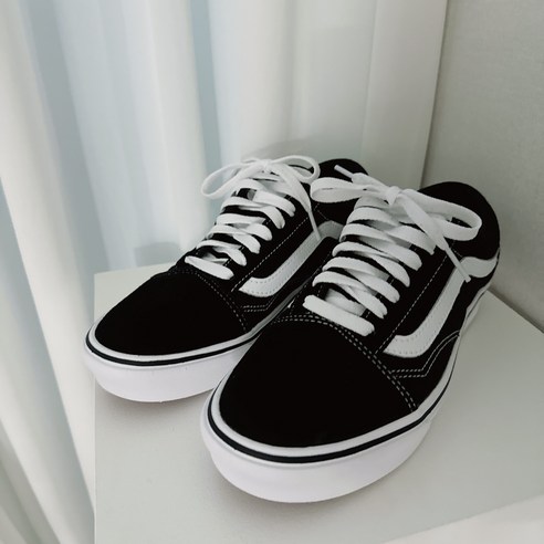 발이 편한 데일리 스니커즈, 반스 컴피쿠시 올드스쿨