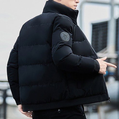 남성용 숏패딩 경량 하이넥 겨울은 따뜻하고 스타일리시한 제품