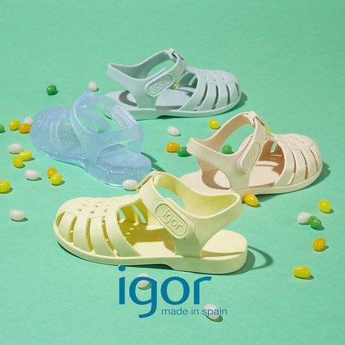 "어머, 이건 사야 해!" 여름 장마철 스타일과 쾌적함을 동시에 잡는 마법, 이고르 젤리슈즈 이고르클라시카