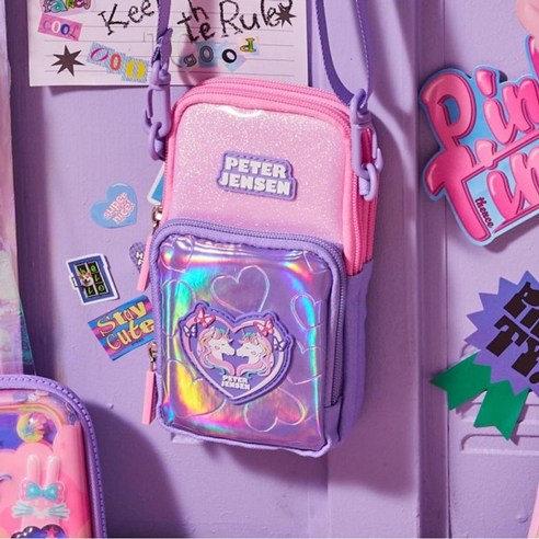 판타지와 실용성을 겸비한 매력적인 유니콘 핸드폰 가방