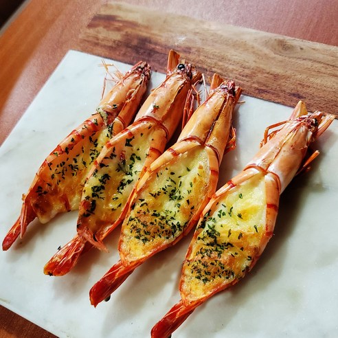 타의 추종을 불허하는 맛의 블랙 타이거 버터치즈새우