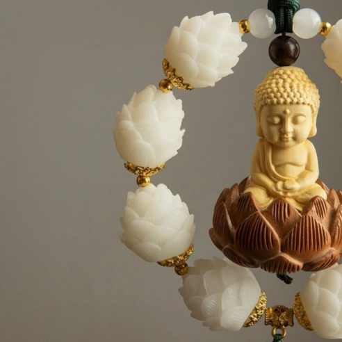 소원 성취, 사고 예방, 재물운을 위한 운수대통: 연꽃 불상 차걸이