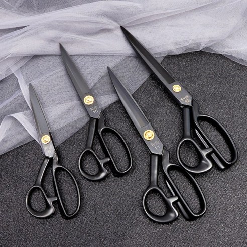 패션과 재단에 최적화된 성능으로 손길을 완성시키는 다스몰 블랙 재단가위 원단가위