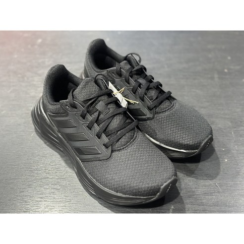 아디다스 여성용 갤럭시 6 GW4131