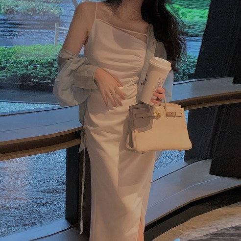 YANG 한국어 스타일 우아한 서스펜더 드레스 새로운 봄 스타일 높은 Ji 스타일 디자인 감각 드레스