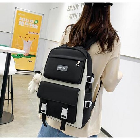 우리 아이 첫 학교 가방, 스타일과 실용성을 모두 담다