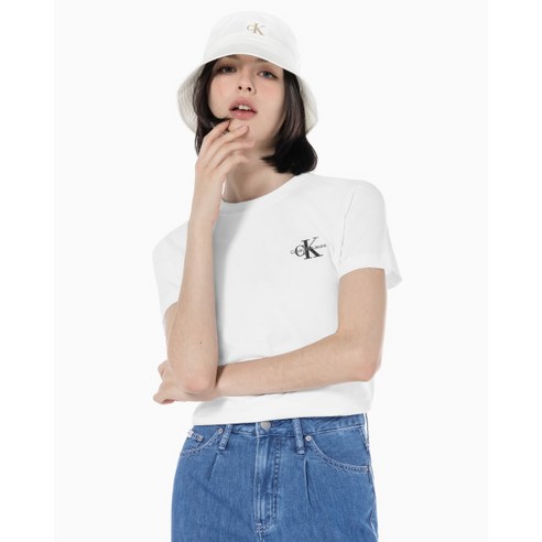 [캘빈클라인 진] [CK] 여 화이트 레귤러핏 스몰 모노그램 로고 반팔 티셔츠 J21888