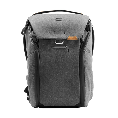 일상과 모험을 함께하는 완벽한 동반자, 픽디자인 v2 백팩 20L 네이비