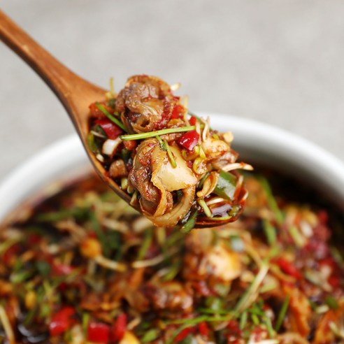 봄 향기 가득한 밥도둑, 셰프애찬 달래 새꼬막장으로 식탁을 풍성하게!