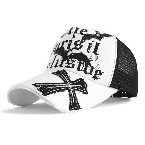 시간을 초월하는 아름다움, 라핑 빈티지 BURISIL 메쉬캡으로 완성하는 여름 스타일 크롬하츠모자