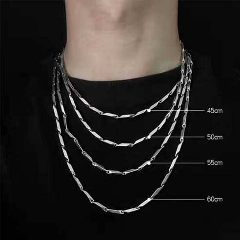우아함과 세련됨을 선사하는 오누이디스플레이의 티타늄 모비우스 체인 목걸이