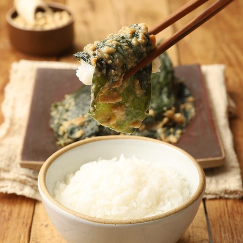 국산 된장 콩잎 장아찌의 전통적 맛과 부드러운 질감