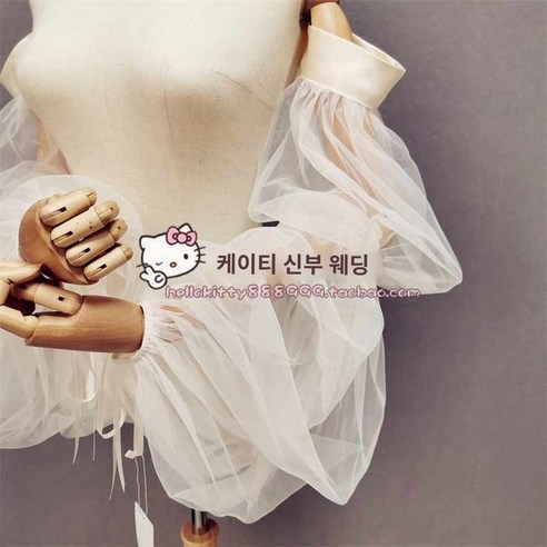 망사 웨딩 벌룬 퍼프 소프트 웨딩볼레로는 아름다운 디자인과 편안한 착용감으로 많은 사람들에게 사랑받고 있는 상품입니다.