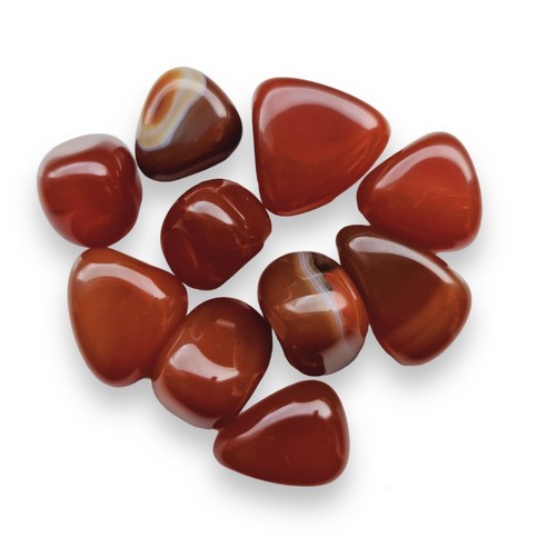 클라(KLAR) 천연 자마노(Sard) 샤벨 십자가 팔찌: 신앙과 스타일의 완벽한 조화