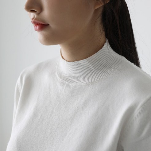 루나소이 여성 반팔 반목티: 편안함과 스타일의 완벽한 조화
