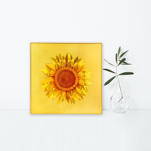 해바라기 액자로 공간에 행복을 더하세요.