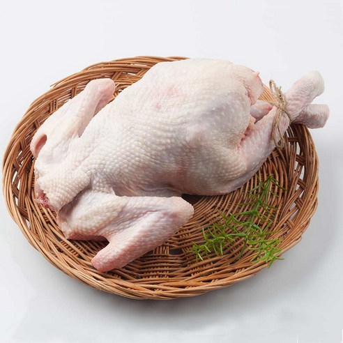 푸짐한 영양과 신선함을 담은 영농법인지평선의 백숙용 냉장 닭