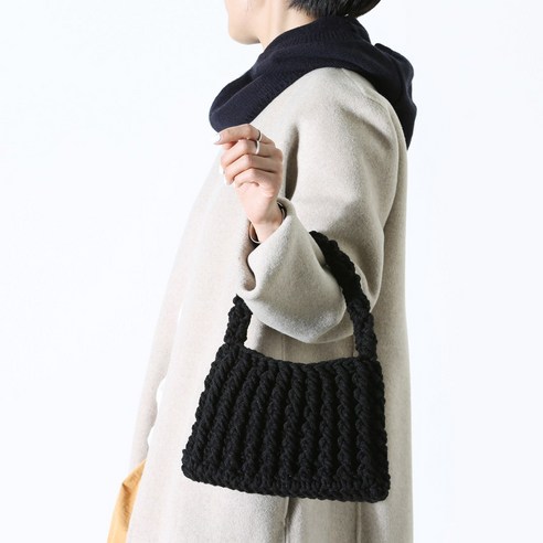 슈퍼스토리 DIY 플랫 호보백, 코바늘로 나만의 스타일을 완성하다 뜨신뜨개방