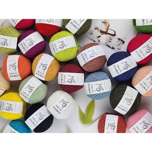 섬세한 손길로 피어나는 자두빛 레이스의 향연