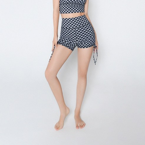 뮤즈마인 - 체커보드 셔링 숏팬츠 블랙 요가 필라테스 운동복 트레이닝 헬스 홈트 폴웨어 폴댄스 폴쇼츠, S