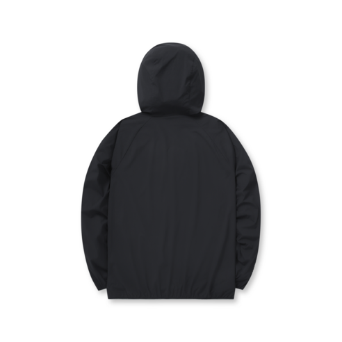 변덕스러운 날씨에도 든든한 디스커버리 패커블 바람막이 자켓