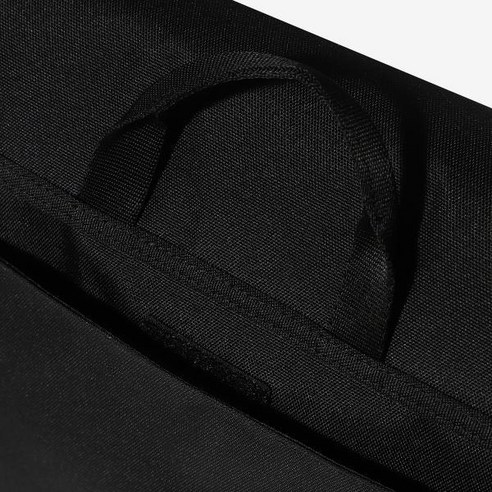 실용성과 스타일을 겸비한 완벽한 고학년 메신저백