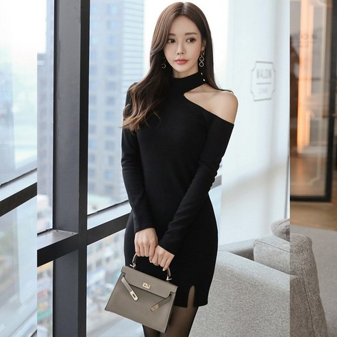 여성의 매혹적인 매력을 느껴보세요!