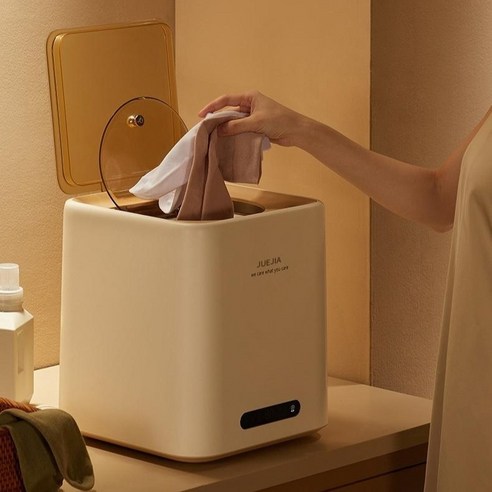 공간 절약과 위생을 모두 잡은, 스마트한 미니세탁기