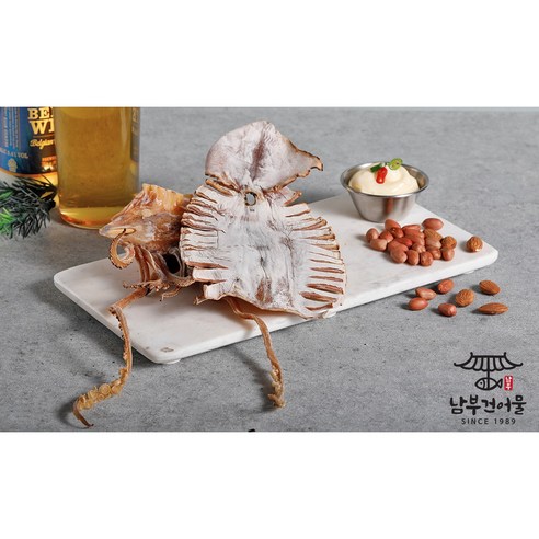 동해 바다의 풍요로움을 담은 깊고 쫄깃한 맛, 남부건어물 동해안 마른오징어