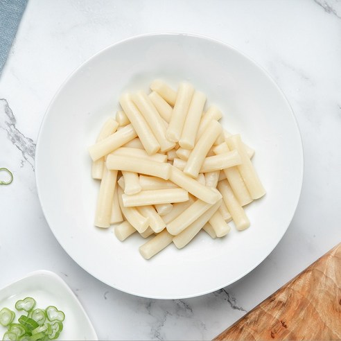 한 입 가득찬 풍미와 만족감을 위한 미쓰리 떡볶이 밀떡