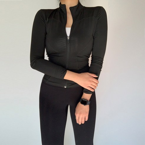 로렌블 슬림 집업 필라테스복: 스타일과 편안함을 동시에 잡은 운동 필수템