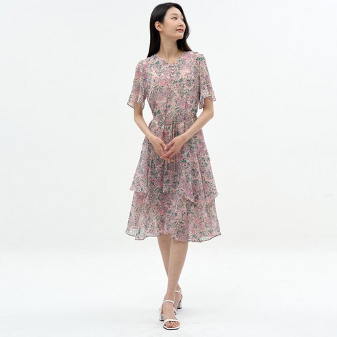 하늘같이 가볍고 우아한 쉬폰 원피스로 여름의 여신으로 거듭나세요