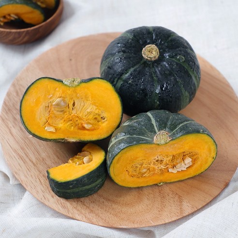[당일선별] 국내산 미니 단호박 1kg 2~4알 (보우짱더꼬망스), 1개