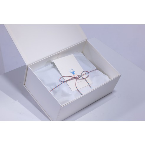 안전하고 편리한 즐거운 식사시간, 티니허그와 함께