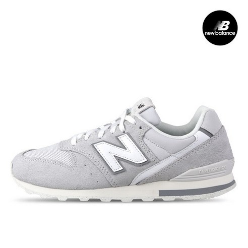 고전적 스타일과 편안함이 결합된 뉴발란스 996 클래식 스니커즈