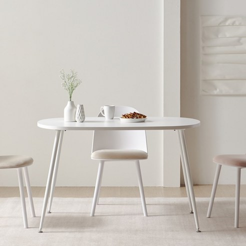 좁은 공간도 화사하게! 쉬얼 타원형 화이트 식탁 솔직 후기 (2인~4인용) 작은4인용식탁