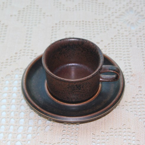 시간의 흔적을 담은 빈티지, 루스카 에스프레소컵으로 감성을 더하다