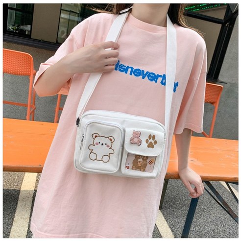 딸아이의 개성을 빛내는 귀염뽀짝 캔버스 크로스백