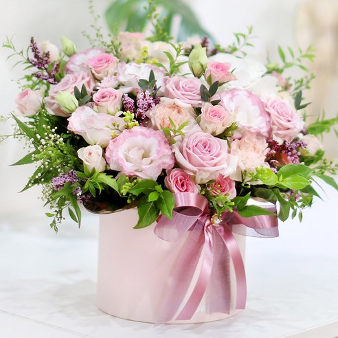 생화의 아름다움으로 사랑을 전하세요.