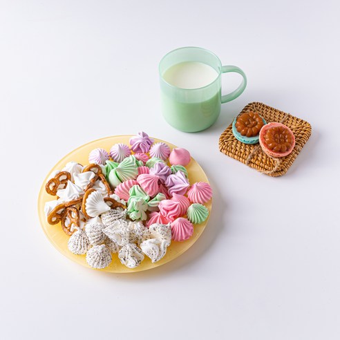 진짜 맛있는 앨리스 머랭쿠키로 특별한 날을 더 달콤하게 만들어보세요.
