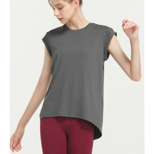 섬세한 아름다움과 편안함을 담은 온브레이크 커버업 필라테스복