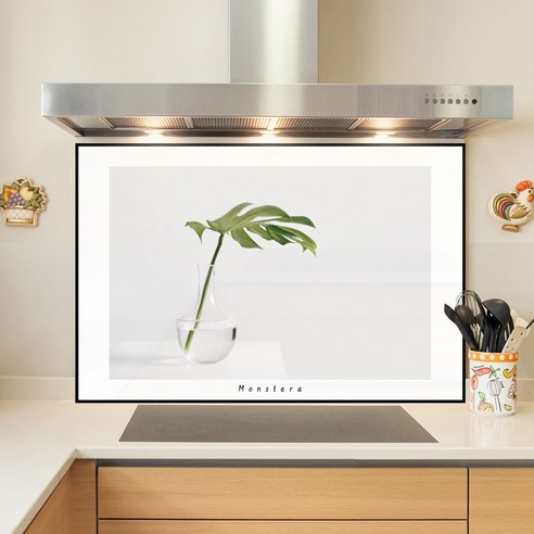 싱그러운 몬스테라, 주방에 예술을 더하다: 코나 주방아트보드 리뷰 주방아트보드