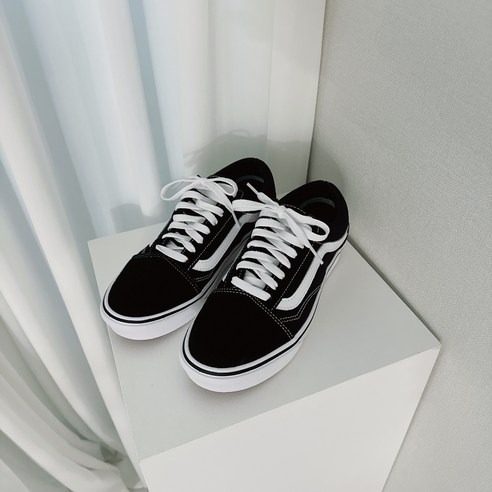 발이 편한 데일리 스니커즈, 반스 컴피쿠시 올드스쿨