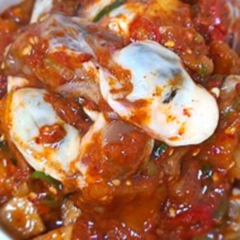 비교불가의 감칠맛! 신선탱글 굴무침으로 즐기는 특별한 식사