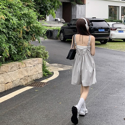 [당일발송그레이]딜라 밴딩 끈 나시 민소매 멜빵 반바지 하프 점프수트