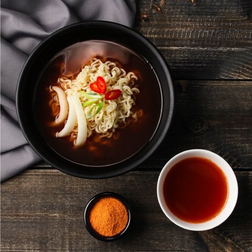 아이엠소스 라면스프로 집에서 맛있는 라면을 간편하게 즐기세요.