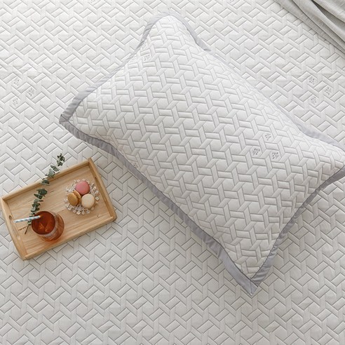 듀라론 휴비스 냉감 패드로 시원하고 쾌적한 여름밤 숙면을!