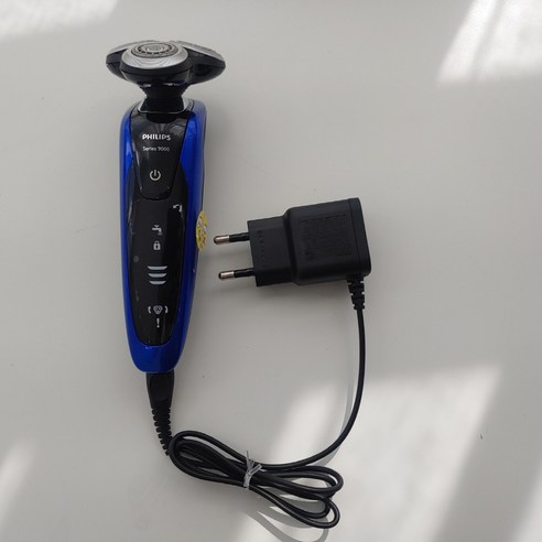 PHILIPS HQ8505 면도기 충전기는 필립스 S9000, 7000, 5000 시리즈와 SkinIQ 5000, 7000, 9000 시리즈와 호환되는 100% 정품 충전기