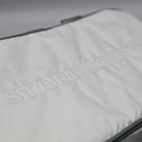 스타벅스 애호가와 수집가를 위한 독점적이고 컬렉션 가능한 가방