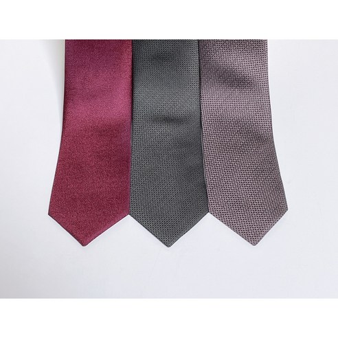 닥스 실크 넥타이, 여름에도 쾌적하고 스타일리시하게!